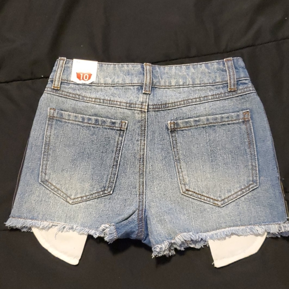 Jean short - Picture 2 of 3